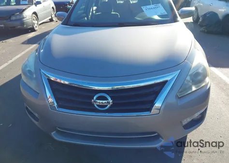 2015 Nissan Altima 2.5 Sv from USA, damaged, VIN 1N4AL3AP3FC484011